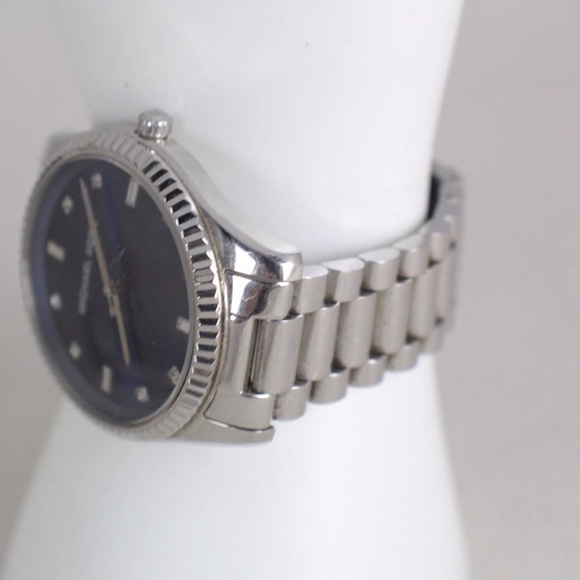 MICHAEL KORS Silver Tone Watch item#16947